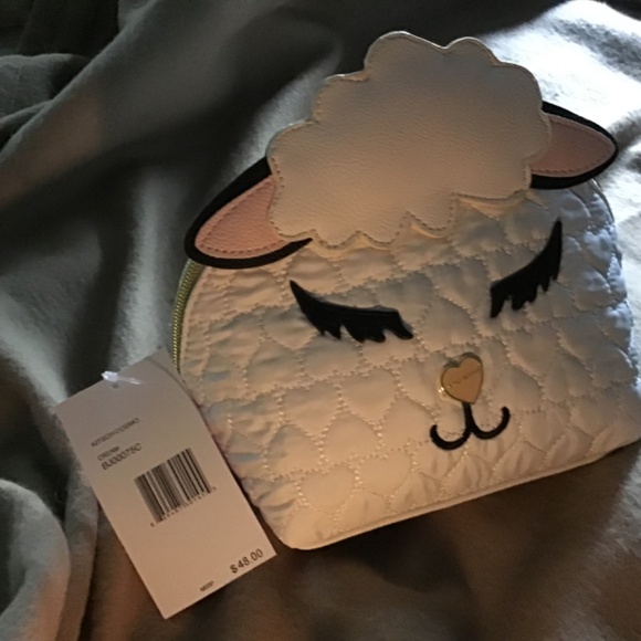 Host Pick Betsey Johnson - Lamb Novelty Art Deco Purse / Bag - So Adorable - Picture 4 of 10